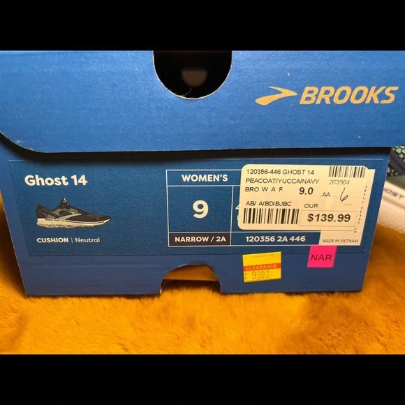 Brooks • Ghost Shoe - Picture 7 of 8